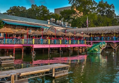 Delivery Services at Austin, TX Lakeside Restaurants